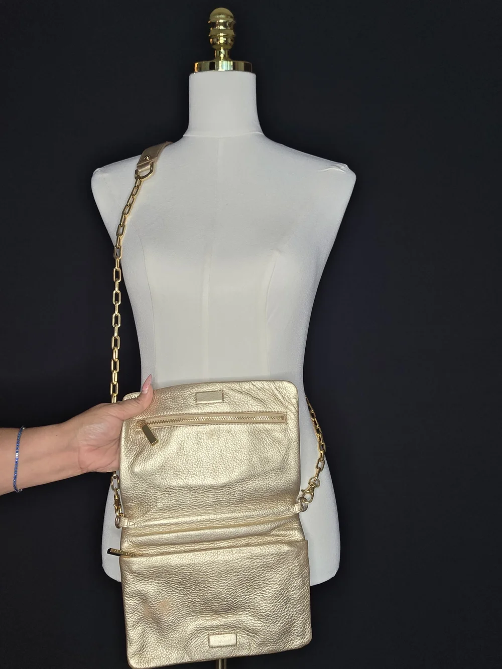 Tory Burch Metallic Gold Crossbody Bag - Elegant Leather Shoulder Bag